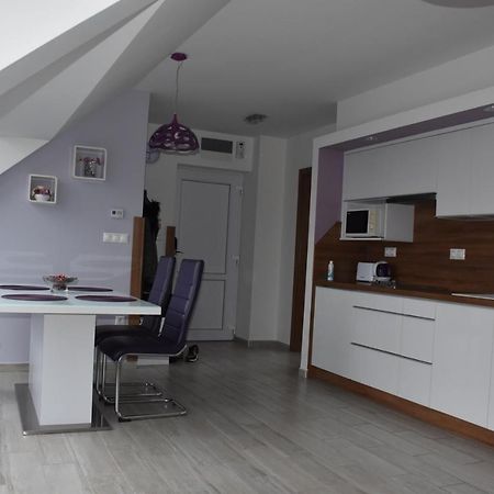 Rubin Anett Apartman Sarvar Appartement Buitenkant foto